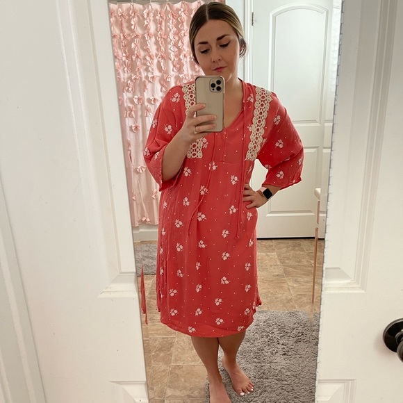 Coral embroidered dress - Picture 4 of 5